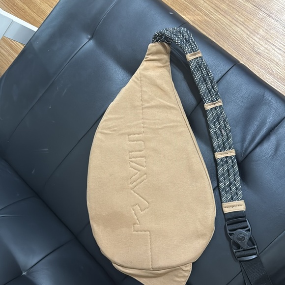 KAVU Tan Sling Bag - Picture 3 of 4